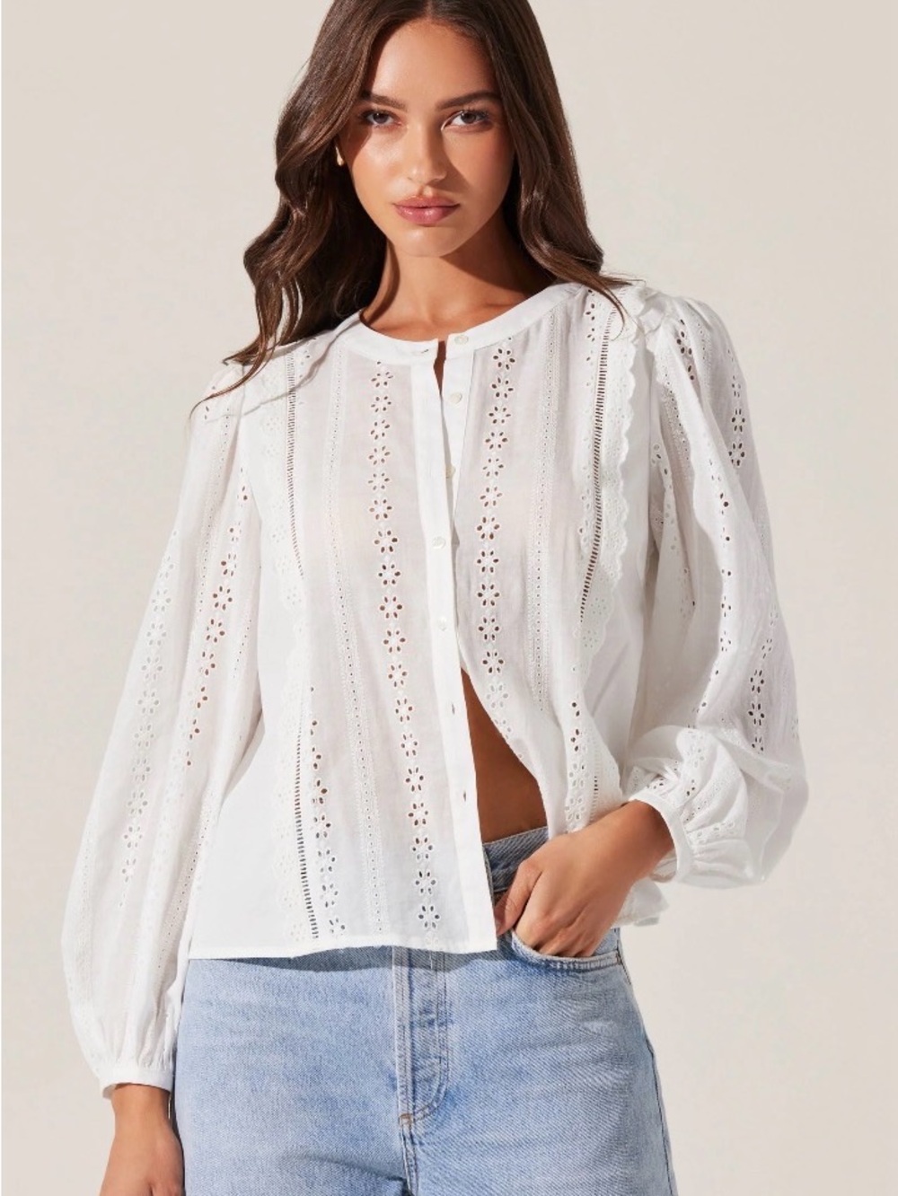 Astr White Eyelet Button-Front Peasant Blouse